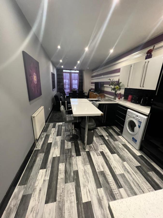 Boutique Blackpool 2 Bed Grey Apartment Sleeps 10 Εξωτερικό φωτογραφία