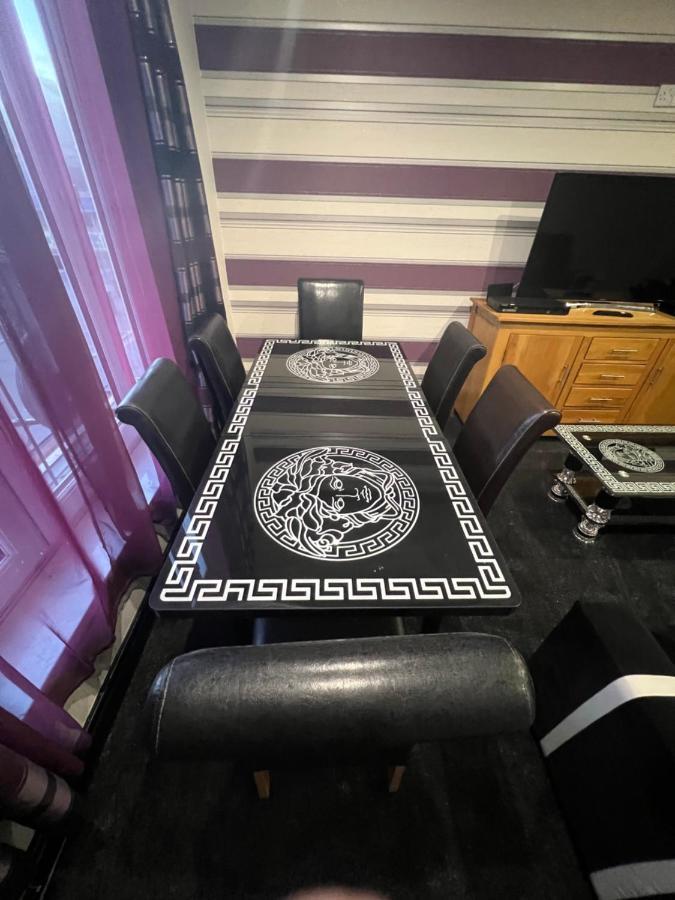Boutique Blackpool 2 Bed Grey Apartment Sleeps 10 Εξωτερικό φωτογραφία